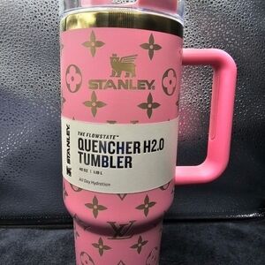 Pink and Gold Designer STANLEY CUP | 40oz.  NEW IN BOX